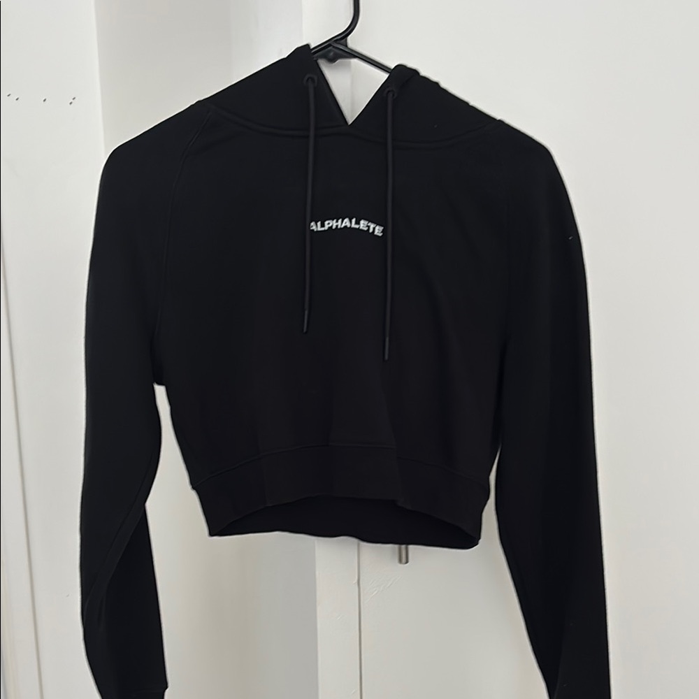 Alphalete Women's Black Cropped Hoodie